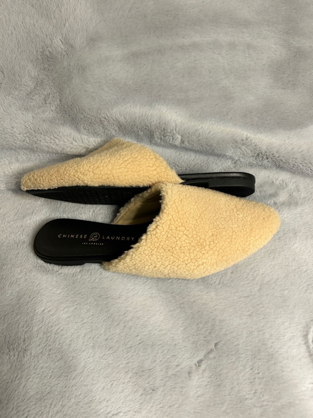 Chinese Laundry Cream Faux-Sherpa Mule Slides - Picture 5 of 6